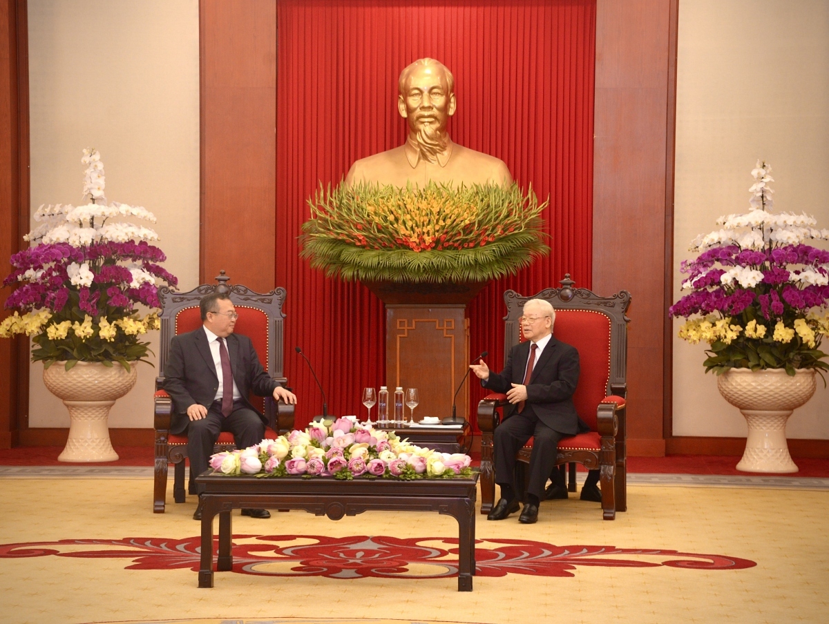 Party General Secretary hosts Chinese party official